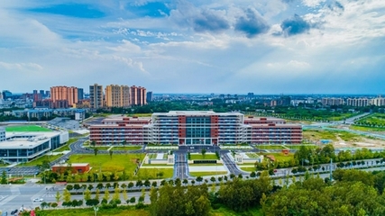 電子科技大學成都學院什邡校區(qū)正式啟用，助力區(qū)域科技創(chuàng)新發(fā)展